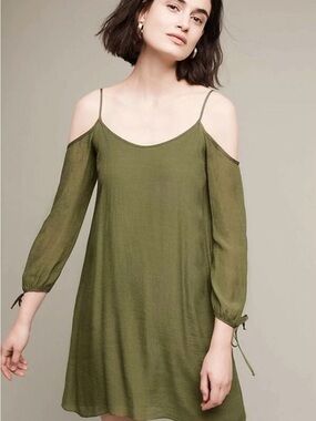 Amadi Anthropologie Dress olive green cold shoulder XS Petite “Pelloux” Festival